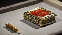 Часослов короля Франциска Первого выставят на аукционе в Лондоне