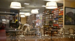 В Риге открылась книжная кофейня