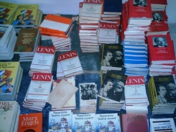 Более ста российских издательств участвует в книжной ярмарке в Гаване