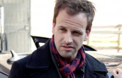 Сериал «Элементарно»: Шерлок Холмс останется каноничным