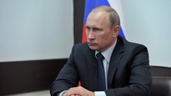 Путин дал кабмину поручения по поддержке русского языка