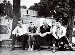 В столице Узбекистана могут снести дом Константина Симонова