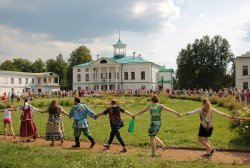 Традиционный ярославский праздник поэзии собрал почти пять тысяч гостей