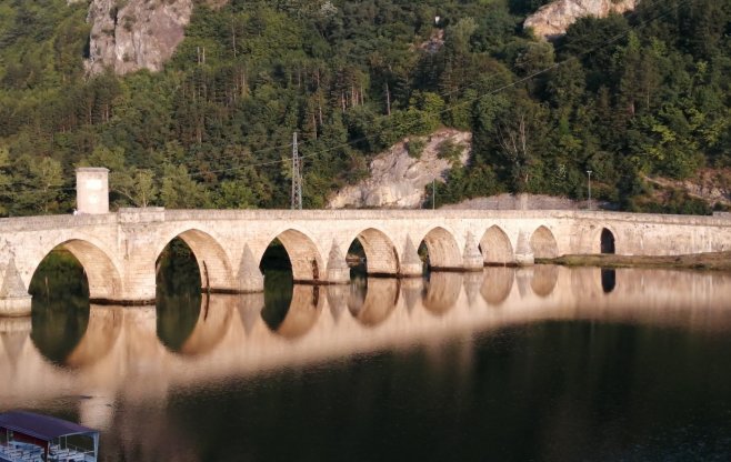 Мост на Дрине, или Летнее путешествие с Иво Андричем.