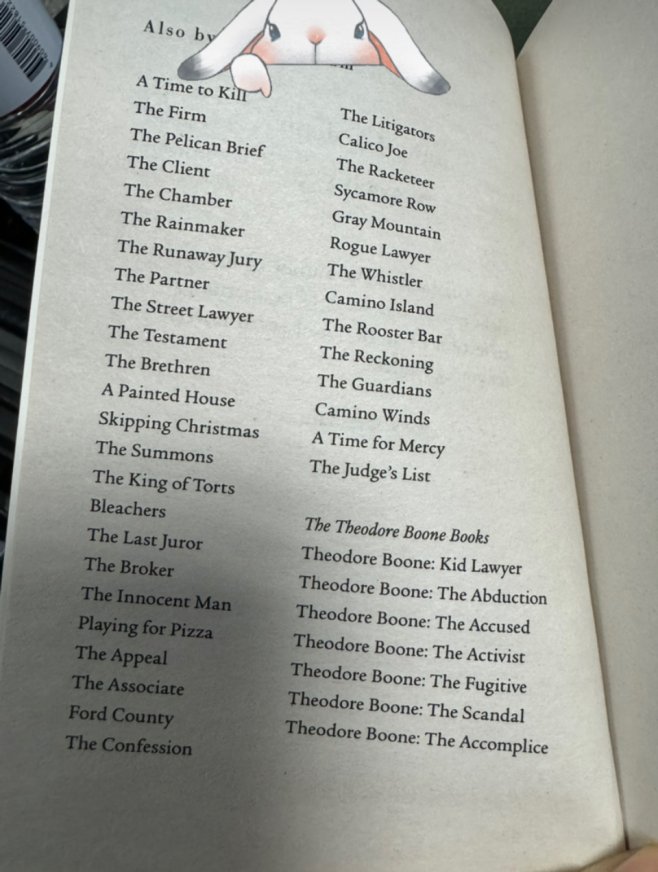 Поделитесь читательскими традициями ✨