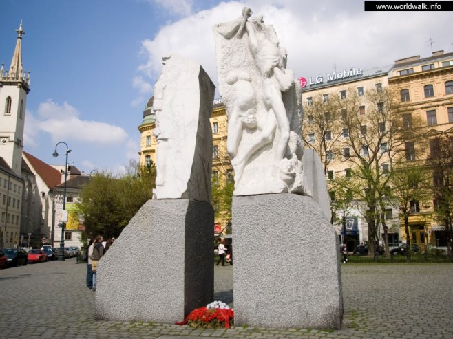Самый большой мемориал жертвам фашизма в Австрии снова открыт.