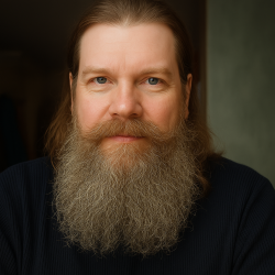 Роман Егоров